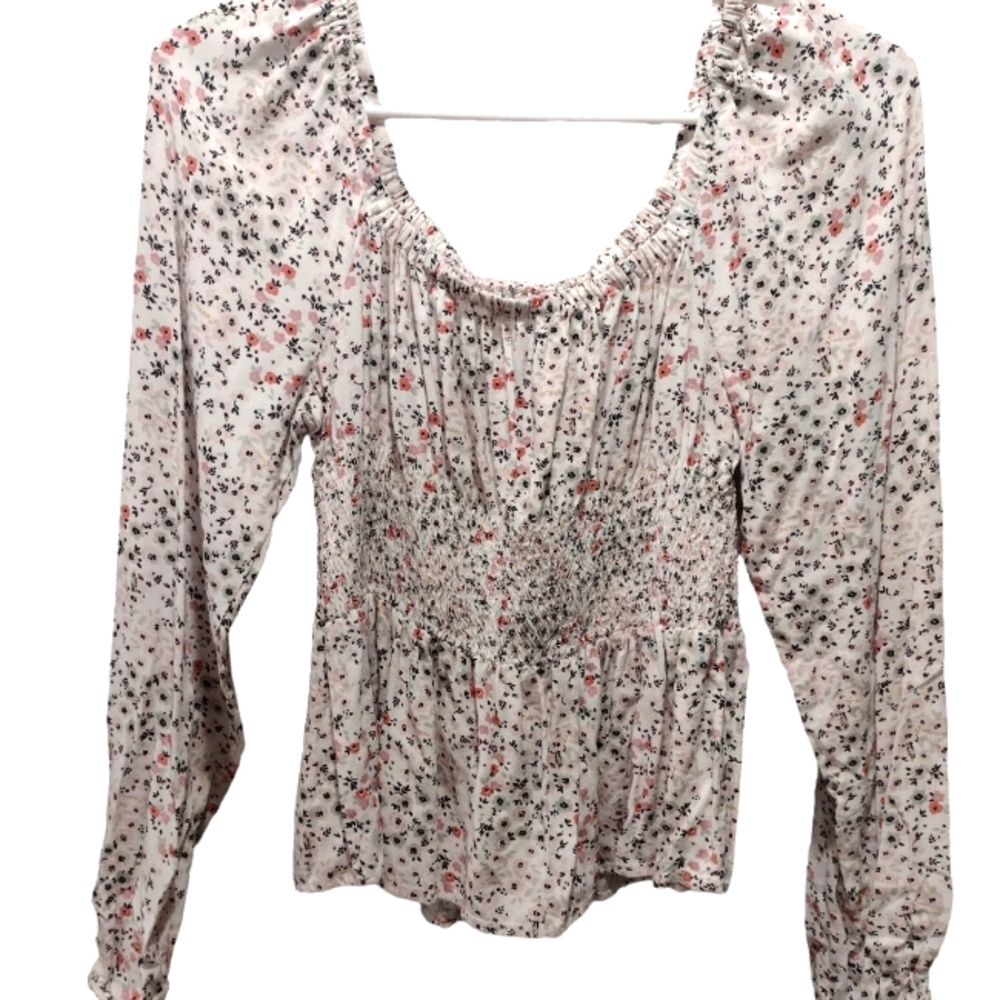 JAPNA Long-sleeve blouse. White with floral design. Size: Medium.